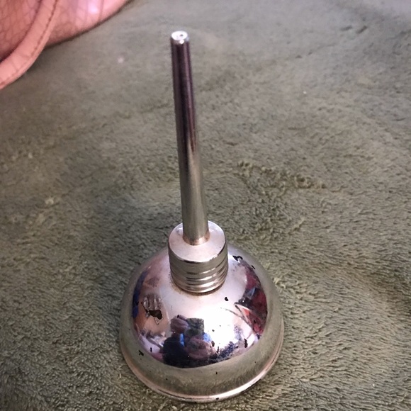 Vintage Avon Oil catanor - Picture 1 of 3